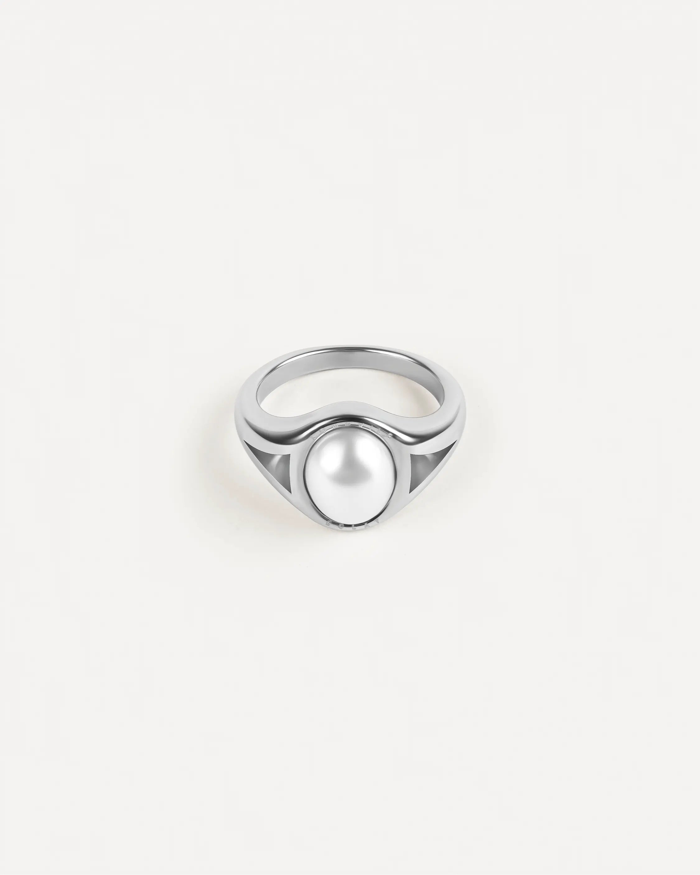 Silberner Éclat Cachet Ring aus 316L-Edelstahl und einer Glasperle, vollständig sichtbar.